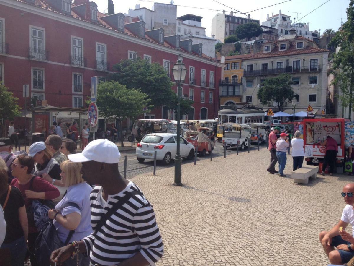 Studio In The Heart Of Alfama Lisbon Exterior photo
